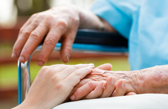Avis : recherche de médecins de famille… pour nos aînés!